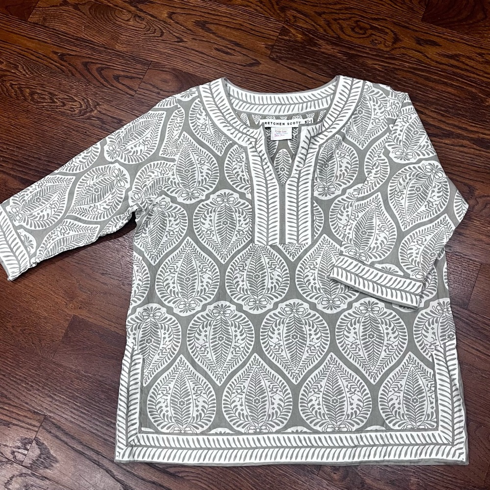 Gretchen Scott split neck tunic.